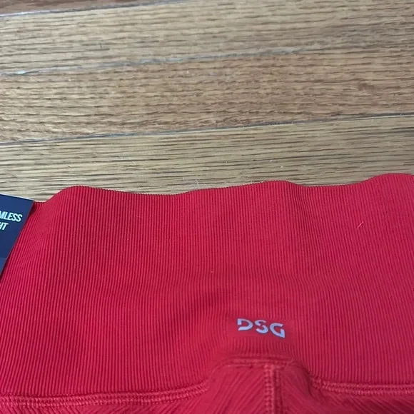 DSG Red Leggings with Wide Waistband Women’s Size Large - Picture 5 of 7